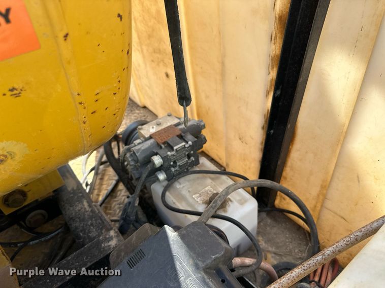 image for item DN0747 2008 Vermeer PMD555SDT vacuum excavator