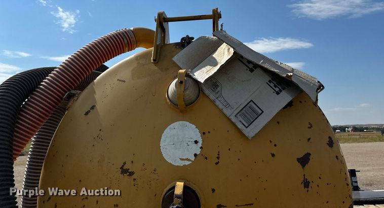 image for item DN0747 2008 Vermeer PMD555SDT vacuum excavator