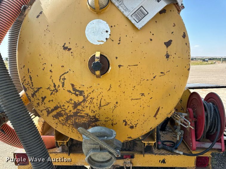 image for item DN0747 2008 Vermeer PMD555SDT vacuum excavator