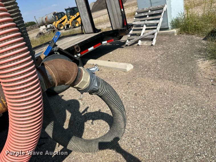 image for item DN0747 2008 Vermeer PMD555SDT vacuum excavator