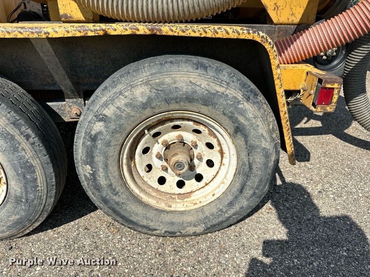 image for item DN0747 2008 Vermeer PMD555SDT vacuum excavator