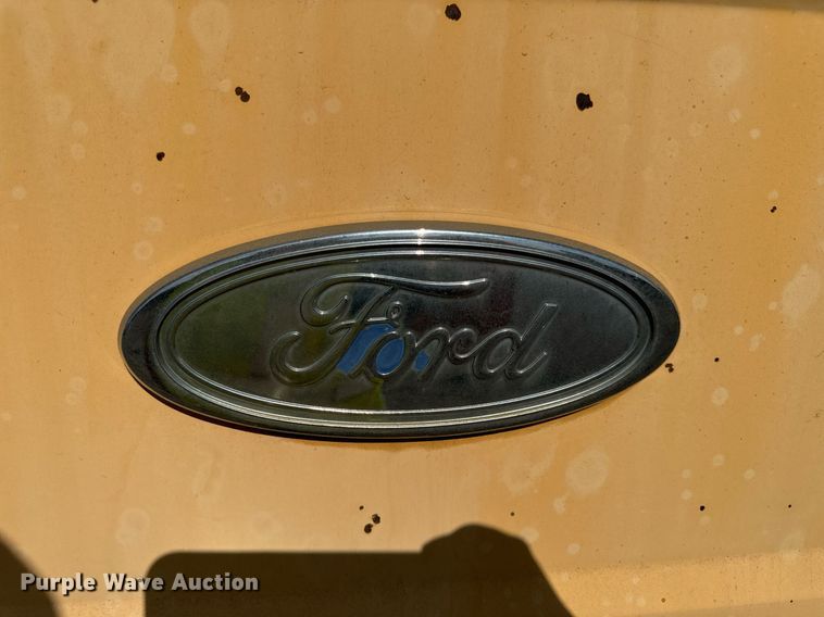 image for item DN0748 1988 Elgin street sweeper truck