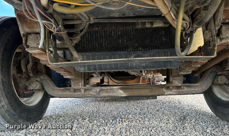 image for item DN0748 1988 Elgin street sweeper truck