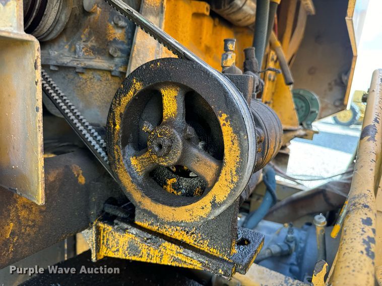 image for item DN0748 1988 Elgin street sweeper truck