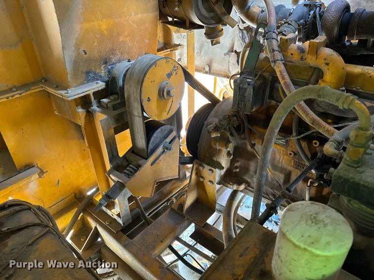 image for item DN0748 1988 Elgin street sweeper truck