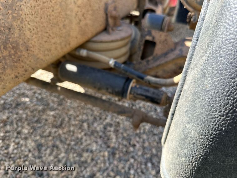 image for item DN0750 2009 Kenworth  T800 semi truck