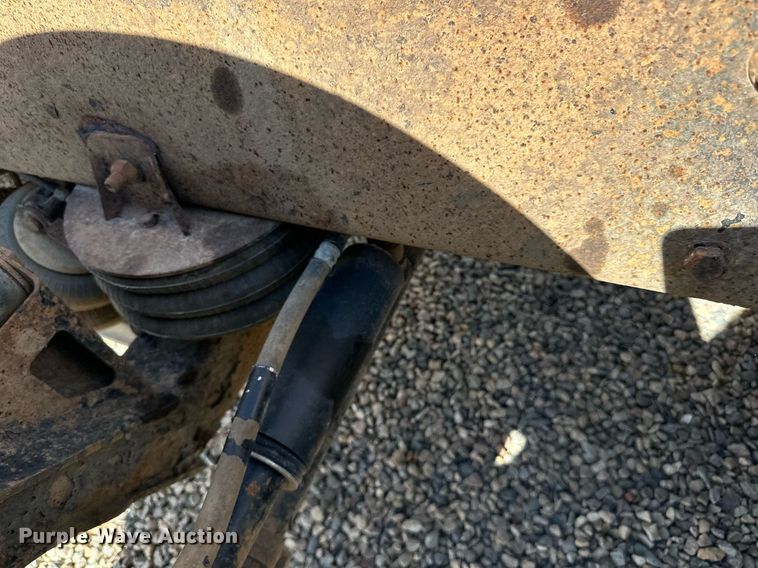 image for item DN0750 2009 Kenworth  T800 semi truck