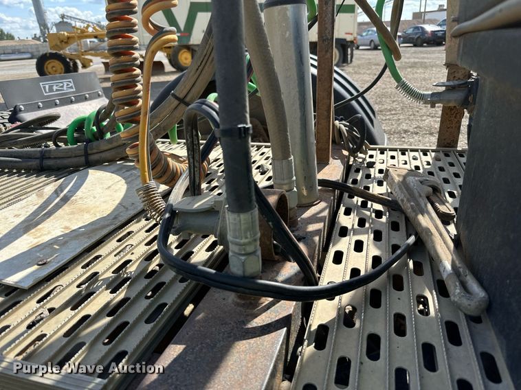 image for item DN0750 2009 Kenworth  T800 semi truck