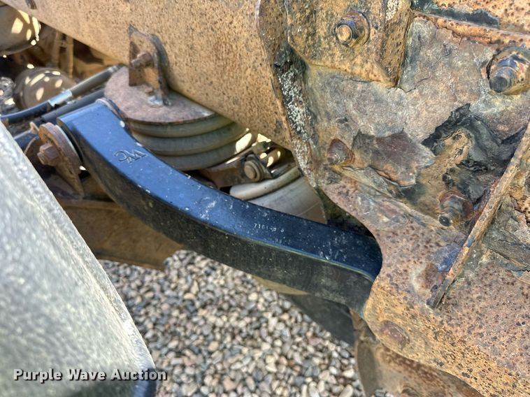 image for item DN0750 2009 Kenworth  T800 semi truck