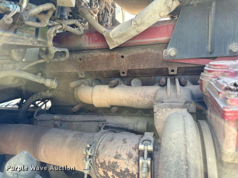 image for item DN0750 2009 Kenworth  T800 semi truck