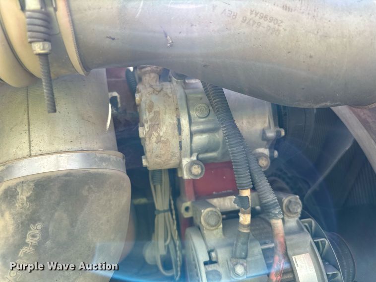 image for item DN0750 2009 Kenworth  T800 semi truck