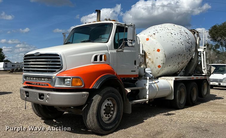 image for item DN0751 2005 Sterling  ready mix truck