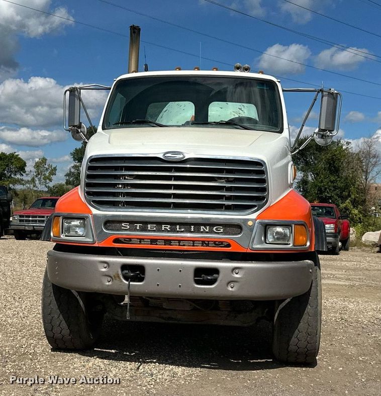 image for item DN0751 2005 Sterling  ready mix truck