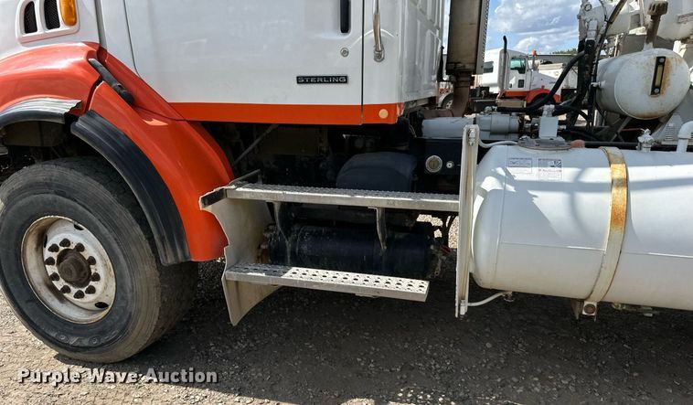 image for item DN0751 2005 Sterling  ready mix truck