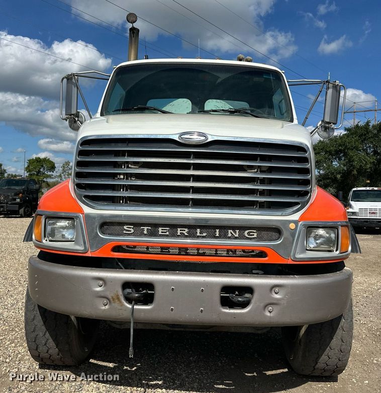 image for item DN0751 2005 Sterling  ready mix truck