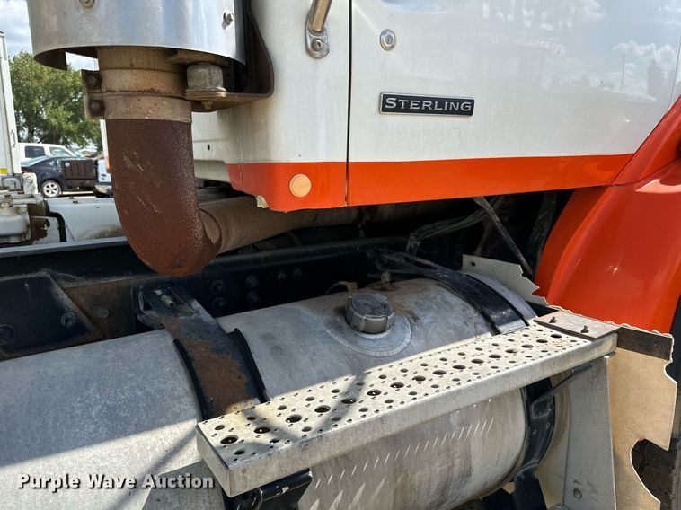 image for item DN0751 2005 Sterling  ready mix truck