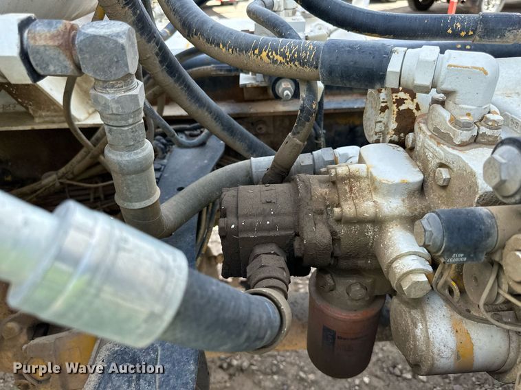 image for item DN0751 2005 Sterling  ready mix truck