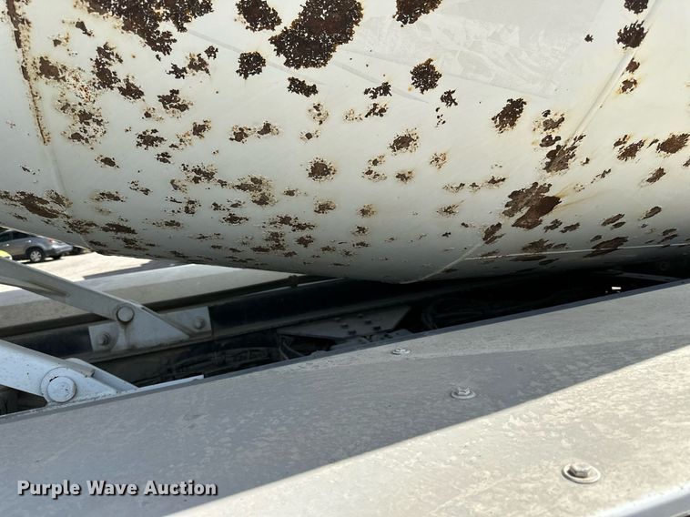 image for item DN0751 2005 Sterling  ready mix truck