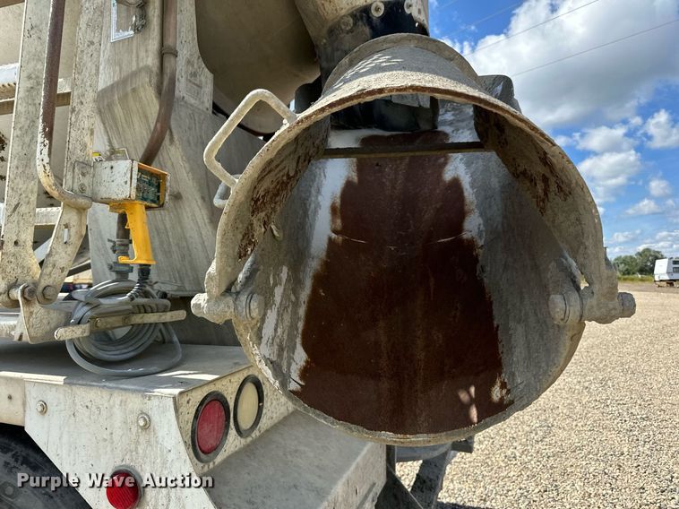 image for item DN0751 2005 Sterling  ready mix truck