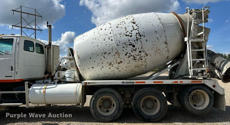 image for item DN0751 2005 Sterling  ready mix truck
