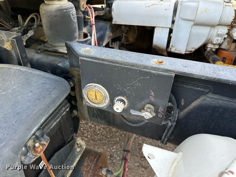 image for item DN0751 2005 Sterling  ready mix truck