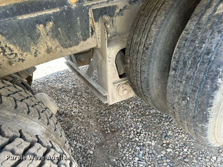 image for item DN0751 2005 Sterling  ready mix truck