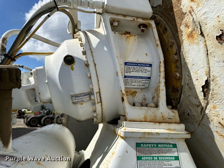 image for item DN0751 2005 Sterling  ready mix truck