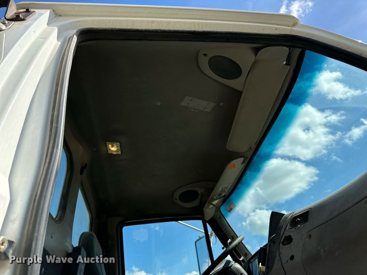 image for item DN0751 2005 Sterling  ready mix truck