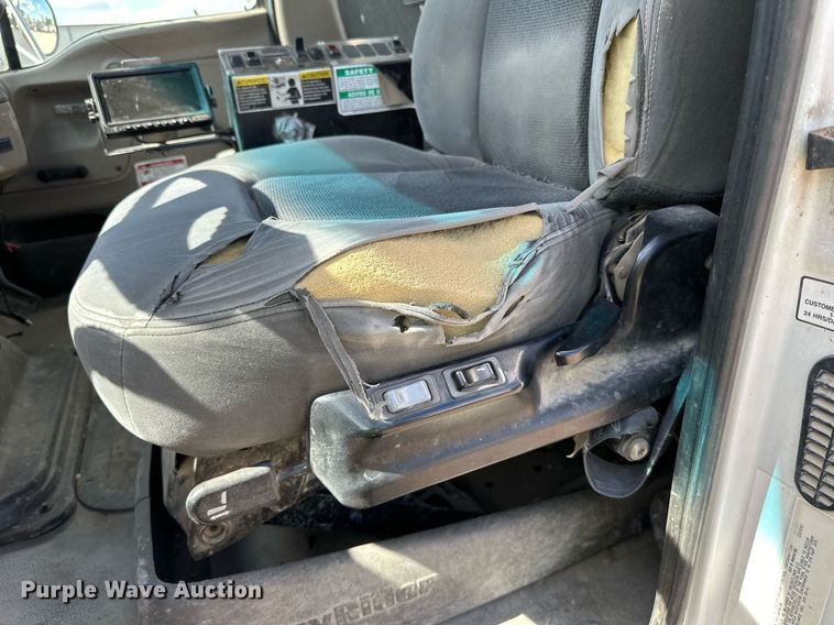 image for item DN0751 2005 Sterling  ready mix truck