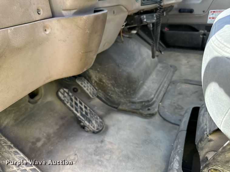 image for item DN0751 2005 Sterling  ready mix truck