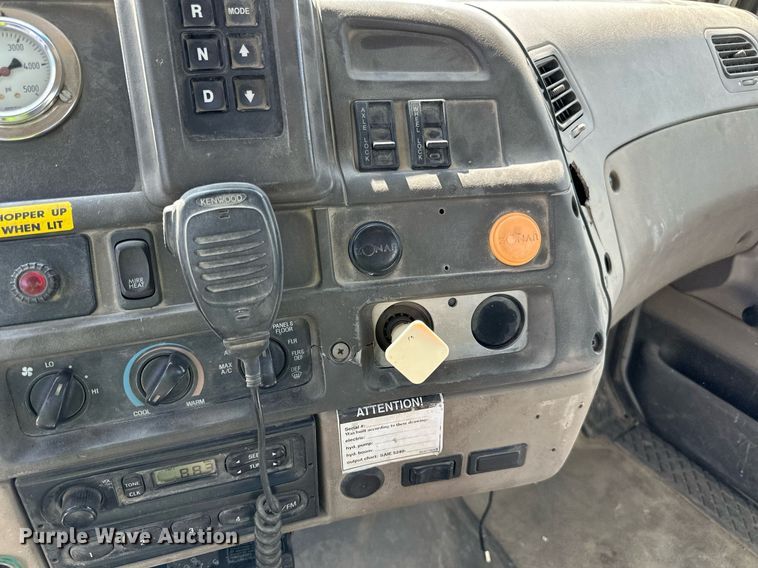 image for item DN0751 2005 Sterling  ready mix truck