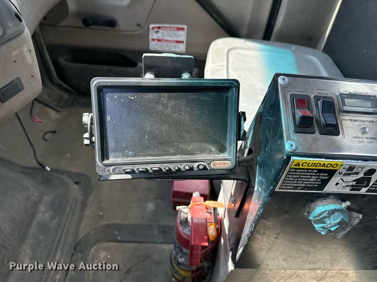 image for item DN0751 2005 Sterling  ready mix truck