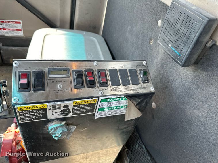 image for item DN0751 2005 Sterling  ready mix truck