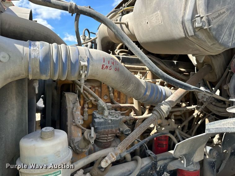 image for item DN0751 2005 Sterling  ready mix truck