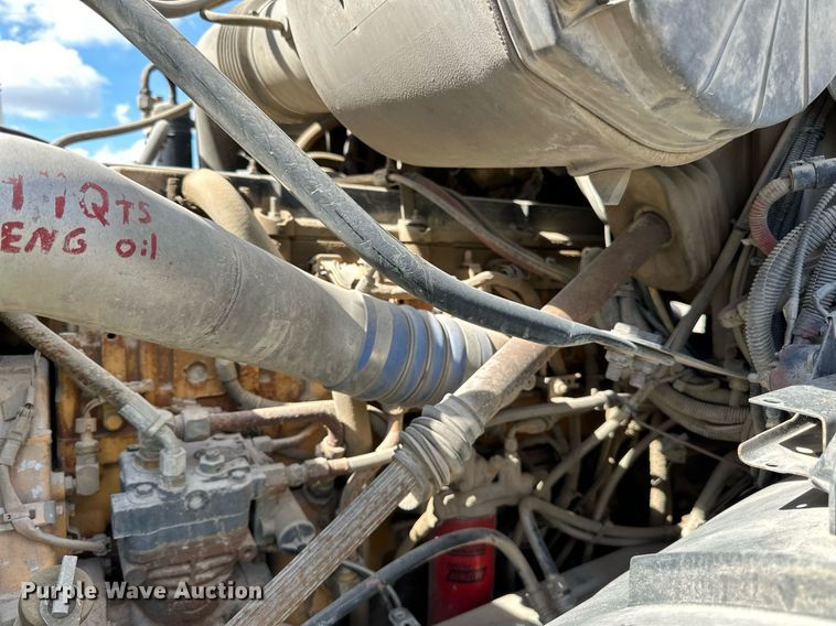 image for item DN0751 2005 Sterling  ready mix truck