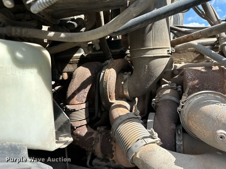 image for item DN0751 2005 Sterling  ready mix truck