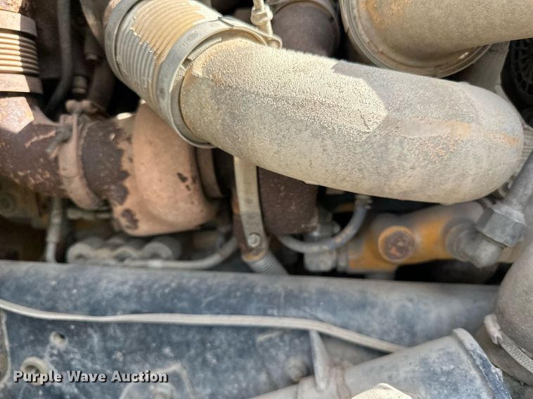 image for item DN0751 2005 Sterling  ready mix truck