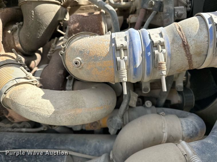 image for item DN0751 2005 Sterling  ready mix truck