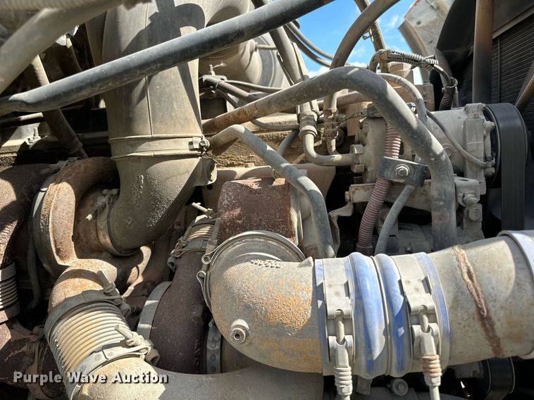 image for item DN0751 2005 Sterling  ready mix truck