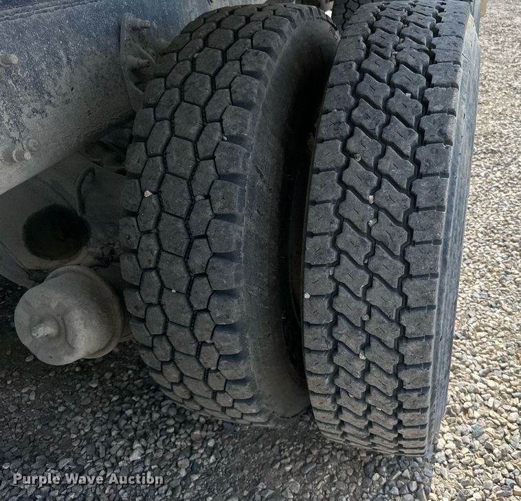 image for item DN0751 2005 Sterling  ready mix truck