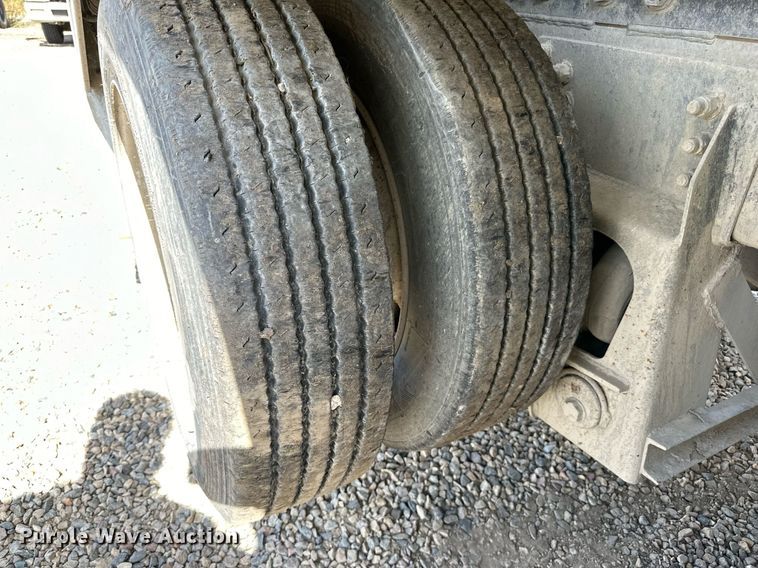 image for item DN0751 2005 Sterling  ready mix truck