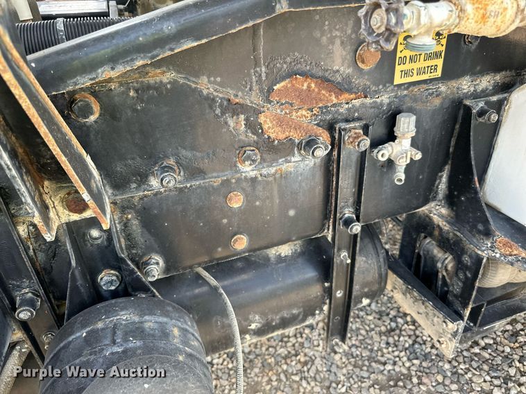 image for item DN0754 2007 Peterbilt  357 ready mix truck