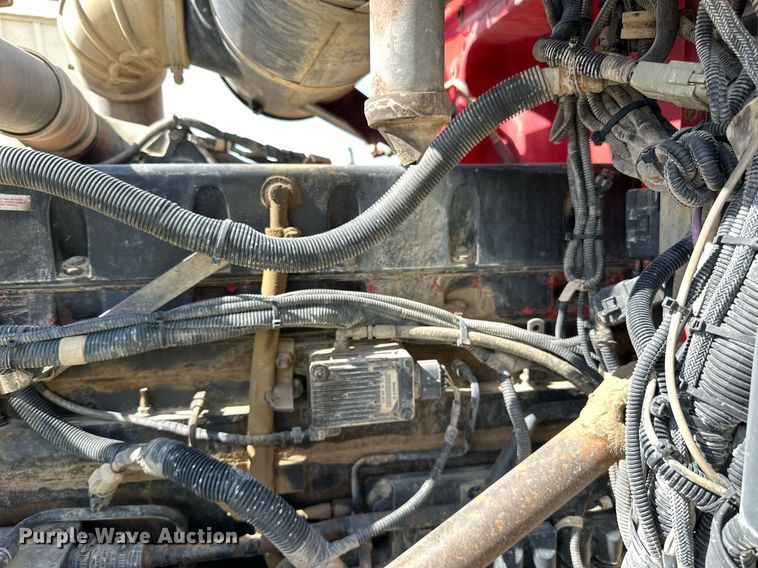 image for item DN0754 2007 Peterbilt  357 ready mix truck