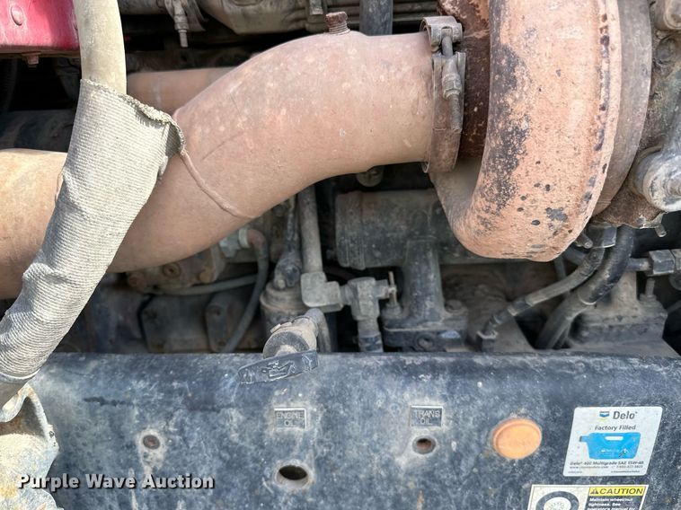 image for item DN0754 2007 Peterbilt  357 ready mix truck