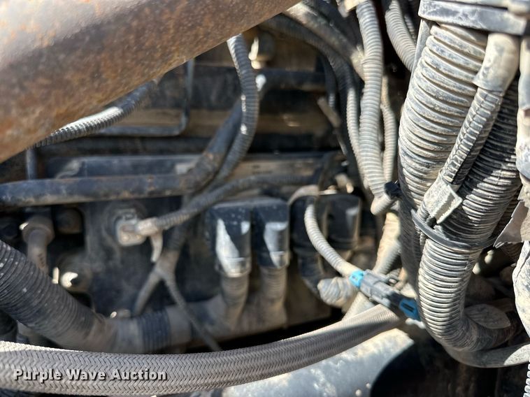 image for item DN0754 2007 Peterbilt  357 ready mix truck