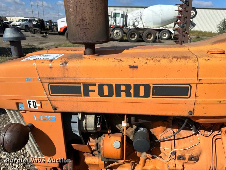 image for item DN0756 Ford LCG tractor