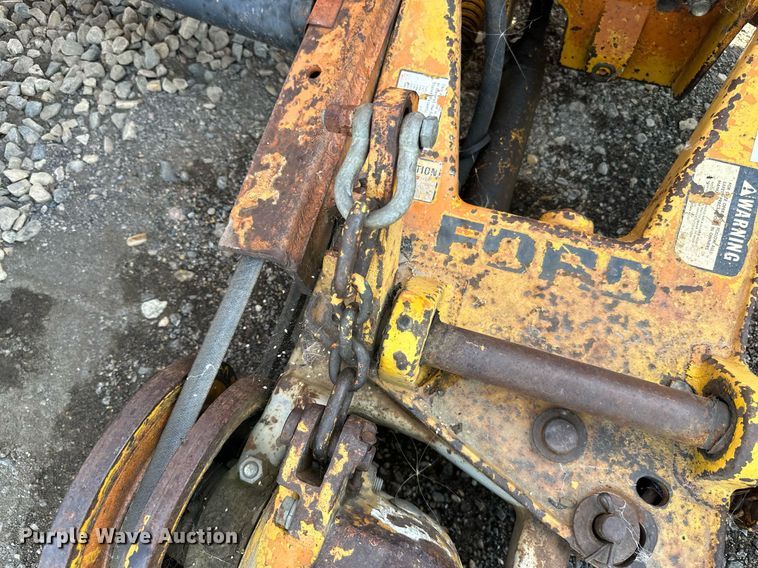 image for item DN0756 Ford LCG tractor