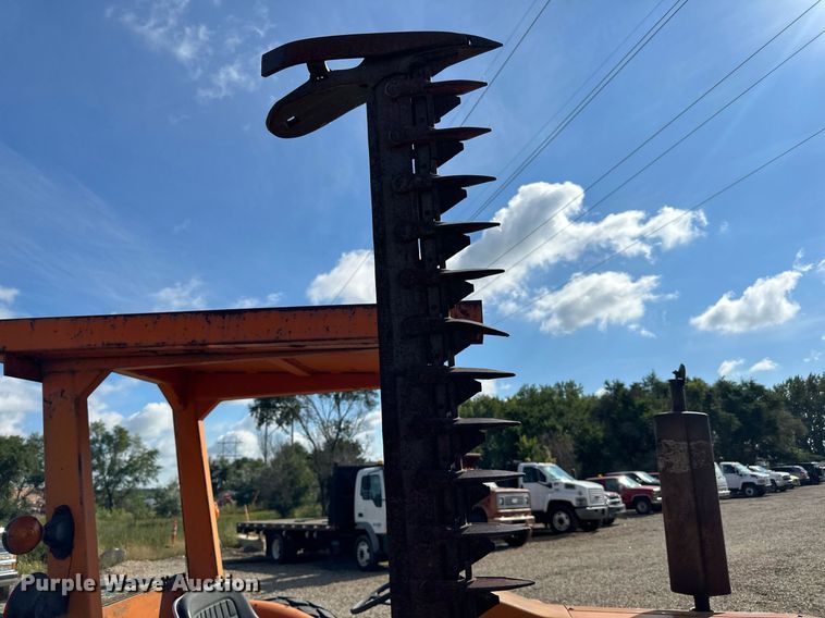 image for item DN0756 Ford LCG tractor