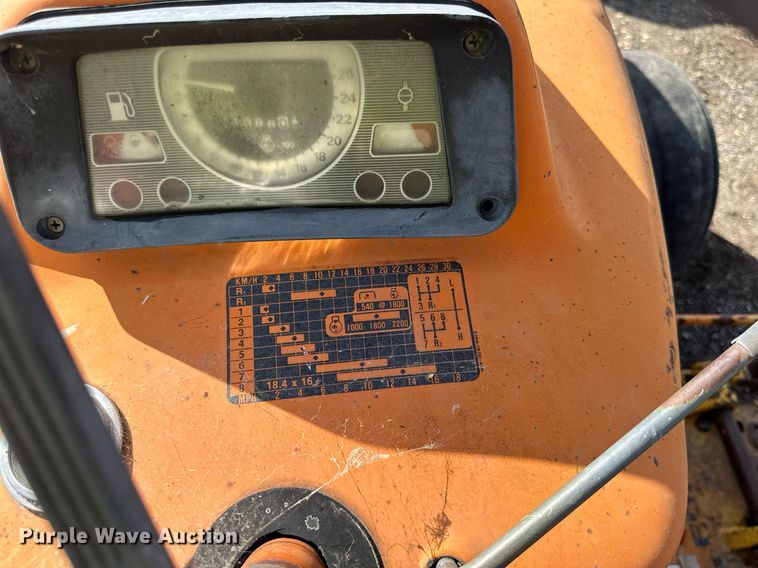 image for item DN0756 Ford LCG tractor