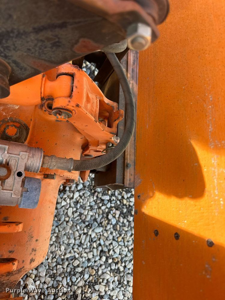 image for item DN0756 Ford LCG tractor